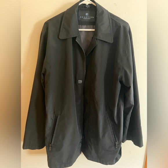 Men’s- Windbreaker - Picture 1 of 4